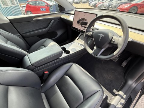 Tesla Model Y (Dual Motor) Long Range SUV 5dr Electric Auto 4WDE (384 bhp) 2
