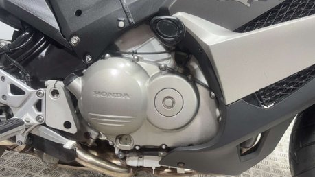 Honda VFR 2014 ONLY 28K NEW MOT CLEAN ADVENTURE TOURER BIKE 800CC 12