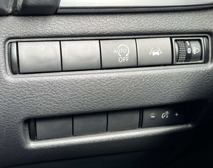 Nissan Qashqai 1.3 Qashqai N-Connecta DiG-T MHEV 5dr 57