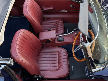 Jaguar E-Type Series 3 OTS Roadster 41