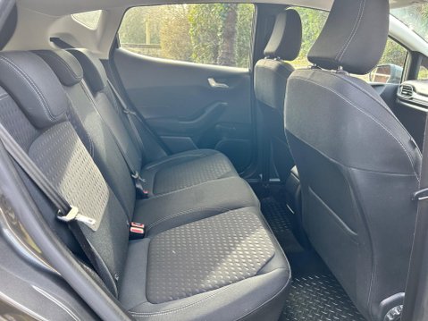 Ford Fiesta TITANIUM 22