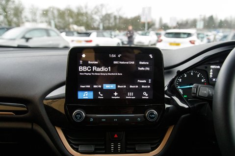 Ford Fiesta B AND O PLAY ZETEC 22