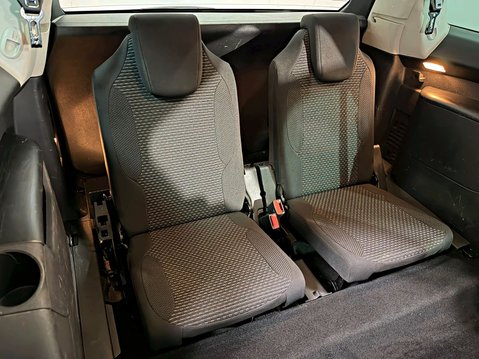 Citroen C4 Grand Picasso PLATINUM E-HDI 1.6 EGS6 7 SEATER 22