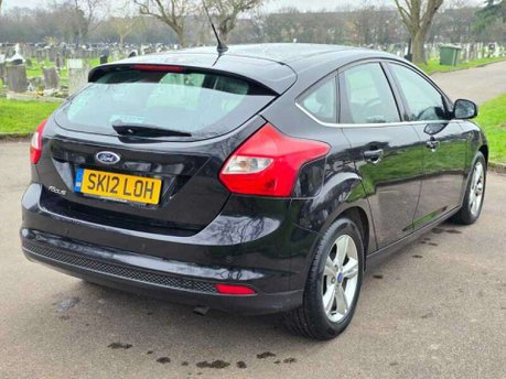 Ford Focus 1.6 Zetec S Powershift Euro 5 5dr 10