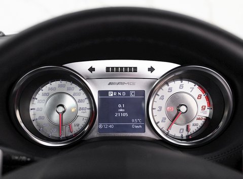 Mercedes-Benz SLS AMG 18