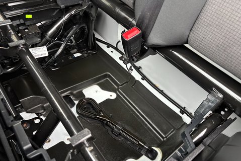 Ford Transit 350 Leader L3 H2 Welfare / Mess Unit - Toilet - Air Con 17