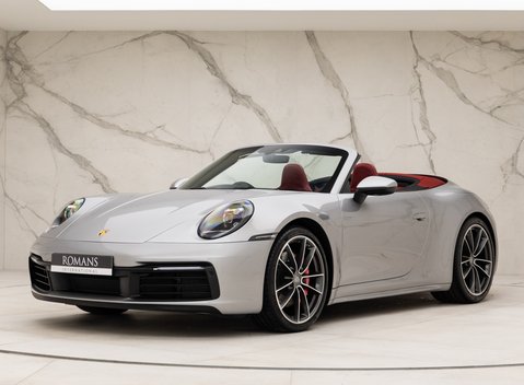Porsche 911 Carrera 4S Cabriolet (992) 1