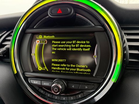 Mini Hatch COOPER 12