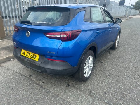 Vauxhall Grandland X SE 8