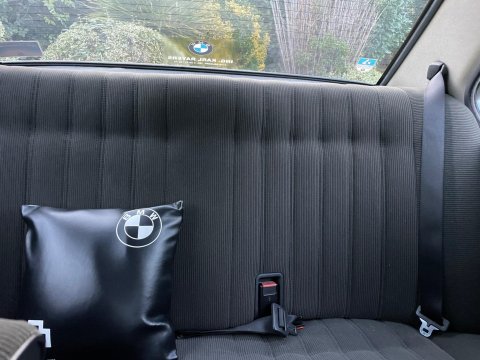 BMW 5 Series E28 518i Saloon 54