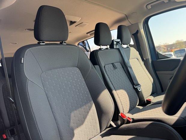 Ford Tourneo Custom Titanium Luxe | 9 Seat | Auto | L2 LWB | 320 | Euro 6 | £31,993 + vat 11