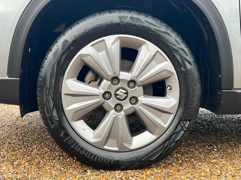 Suzuki Vitara SZ-T BOOSTERJET MHEV 8