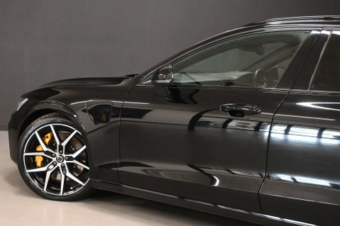 Volvo V60 2.0 V60 Polestar Engineered T8 Recharge AWD Auto 4WD 5dr 44