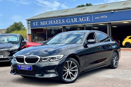 BMW 3 Series 2.0 320i Sport Auto 4dr