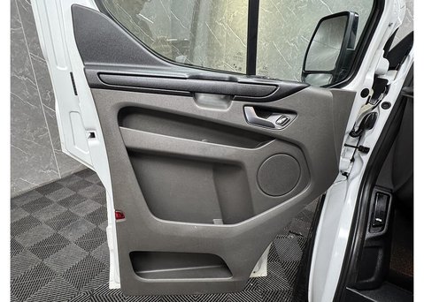 Ford Transit Custom 2.0 340 EcoBlue Trend Panel Van 5dr Diesel Manual L2 H1 Euro 6 (s/s) (130 p 51