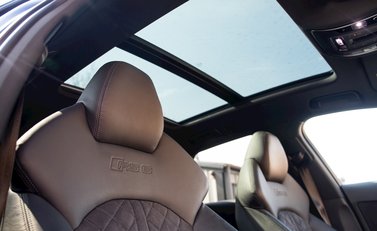 Audi RS6 Avant Performance 15