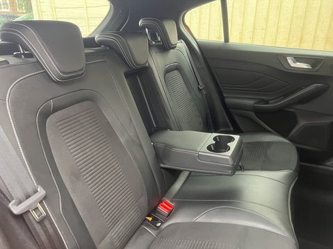 Ford Focus 2.3T EcoBoost ST Hatchback 5dr Petrol Manual Euro 6 (s/s) (280 ps) 13