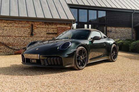 Porsche 911 3.6 T-Hybrid 992 4 GTS Targa PDK 4WD Euro 6 (s/s) 2dr 1