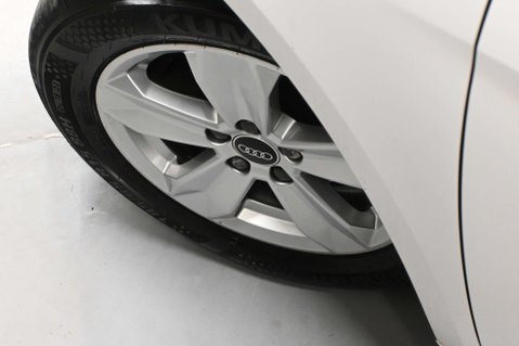 Audi A1 1.0 A1 Sportback 30 TFSI Technik 5dr 26
