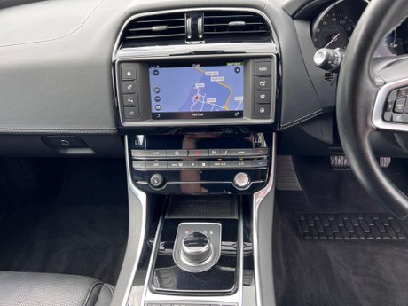 Jaguar XE 2.0i R-Sport Auto Euro 6 (s/s) 4dr 77