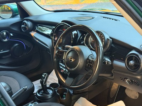 Mini Hatch COOPER CLASSIC 3