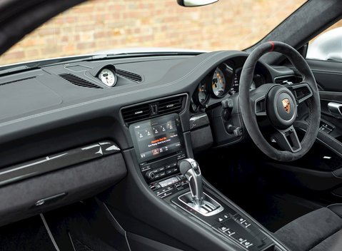 Porsche 911 (991.2) GT3 14