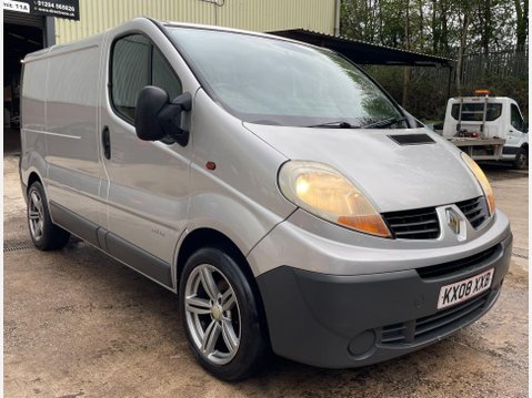Renault Trafic 2.0 TD dCi SL29 QS6 L1 H1 4dr 2