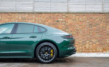 Porsche Panamera Turbo S E-Hybrid 28
