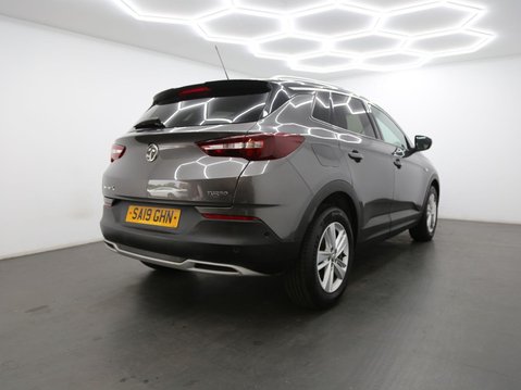 Vauxhall Grandland X 1.2 Turbo Design Line Euro 6 (s/s) 5dr 5