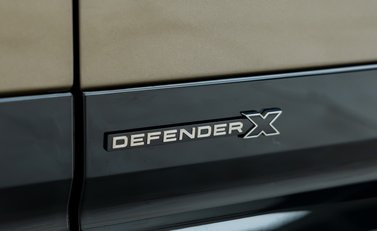 Land Rover Defender 110 X P400 30