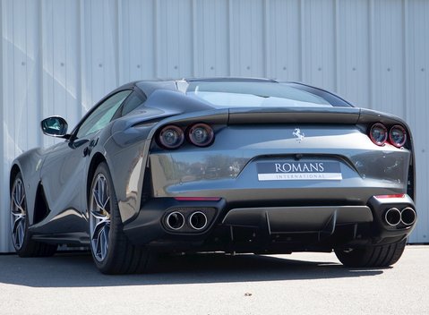 Ferrari 812 Superfast 3