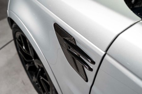 Land Rover Range Rover Sport SVR CARBON EDITION. DEPLOYABLE SIDE STEPS. MATRIX LEDs. CARBON FIBRE ENGINE BAY 55