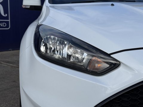 Ford Focus 2.0T EcoBoost ST-2 Hatchback 5dr Petrol Manual Euro 6 (s/s) (250 ps) 13