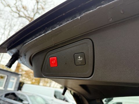 Peugeot 3008 1.2 3008 GT Line Premium PureTech S/S Auto 5dr 76