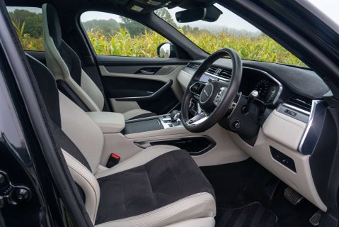 Jaguar F-Pace 5.0 SVR 10