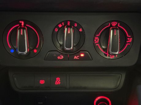 Audi A1 1.4 TFSI S line S Tronic Euro 5 (s/s) 3dr 19