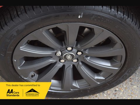 Land Rover Range Rover Velar 2.0 Range Rover Velar R-Dynamic S D240 Auto 4WD 5dr 21