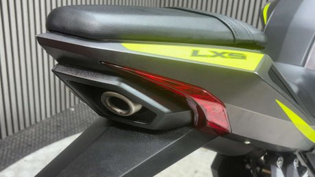 Lexmoto LXS 2023 ONLY 1K NEW MOT 125CC SPORTS BIKE LEARNER 31