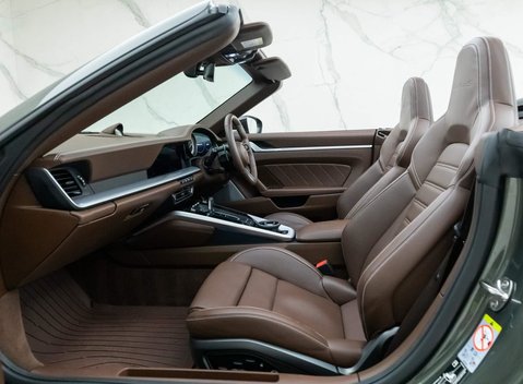 Porsche 911 Turbo S Cabriolet (992) 13