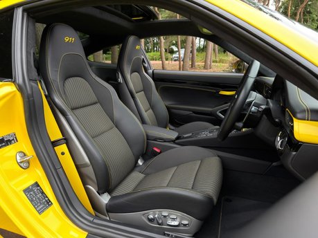 Porsche 911 CARRERA T PDK 92
