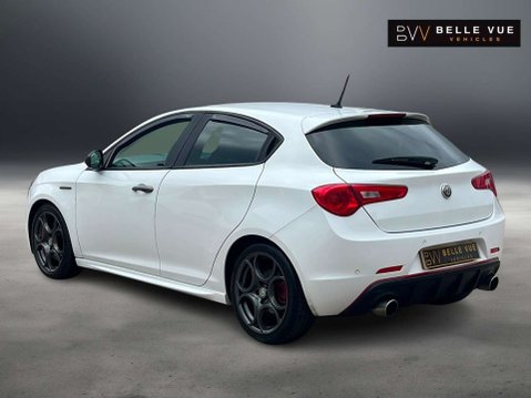 Alfa Romeo Giulietta 1.7 Giulietta Veloce TBi Semi-Automatic 5dr *NATIONAL DELIVERY* 38