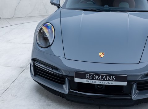 Porsche 911 Turbo S (992) 32