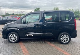 Citroen Berlingo BLUEHDI FEEL M WHEELCHAIR RAMP 12