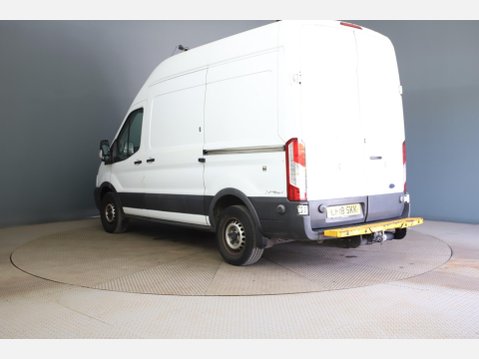 Ford Transit 2.0 350 EcoBlue FWD L2 H3 Euro 6 5dr 8