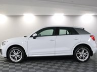 Audi Q2 TFSI S LINE 18