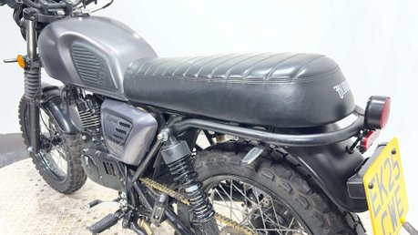 Bluroc Motorcycles Bluroc 2025 4K RETRO SCRAMBLER CLASSIC STYLE 125CC LEARNER 26