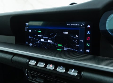 Porsche 911 Carrera GTS (992) 19