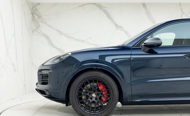 Porsche Cayenne GTS Coupé 28