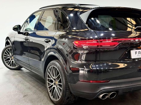 Porsche Cayenne 2.9T V6 S SUV 5dr Petrol TiptronicS 4WD Euro 6 (s/s) (440 ps) 19