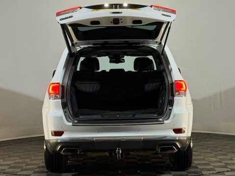 Jeep Grand Cherokee V6 CRD SUMMIT 8